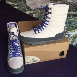 Patagonia Activist High Waterproof Insulated Boot